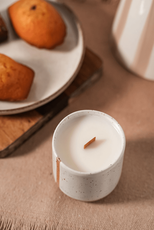 Bougie artisanale "Boissons chaudes" Mimpito Studio x Keira Ceramic
